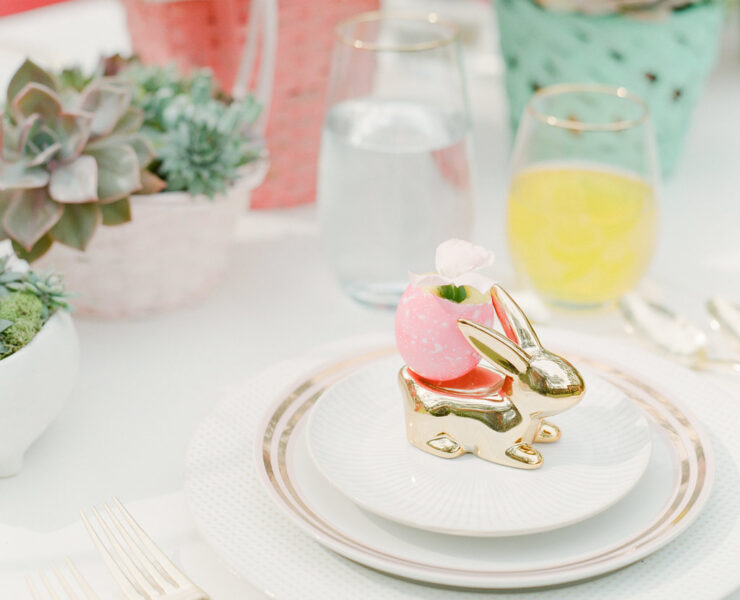 "Easter place settings - photo by The Happy Bloom https://ruffledblog.com/cute-easter-party-inspiration