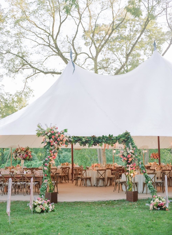 Decadent Maryland Wedding You'll Want to Bookmark Forever ⋆ Ruffled