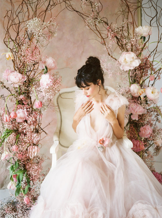 Lavish Spring Wedding Editorial With Two Stunning Cakes ⋆ Ruffled