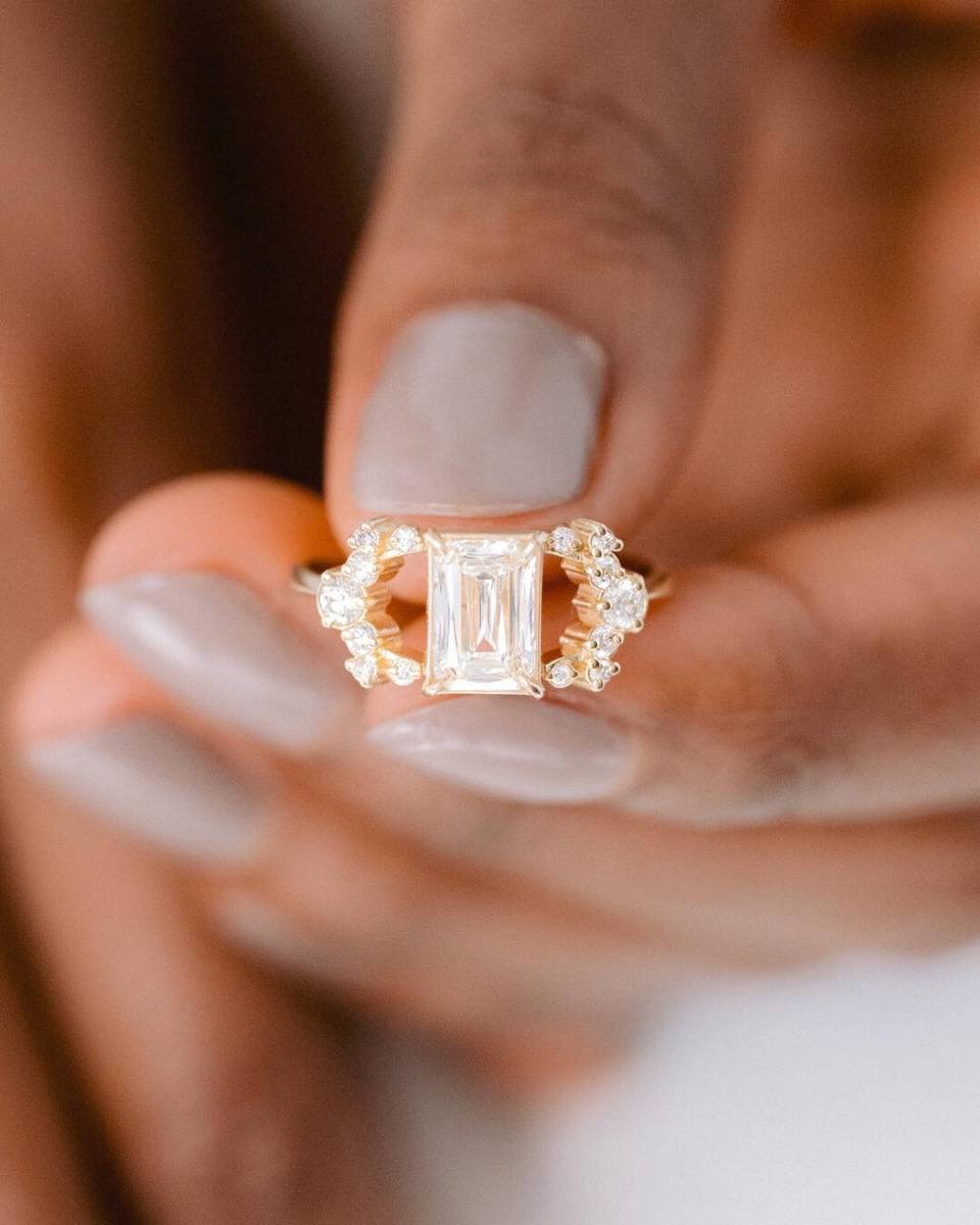 Emerald Cut Engagementrings 01