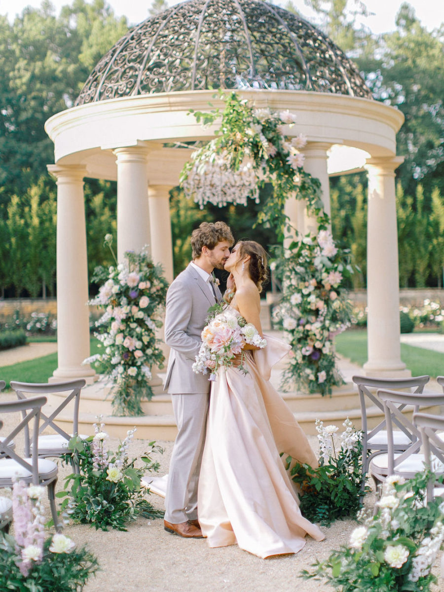 Fairytale Wedding Inspiration In An Enchanting Polish Garden ⋆ Ruffled
