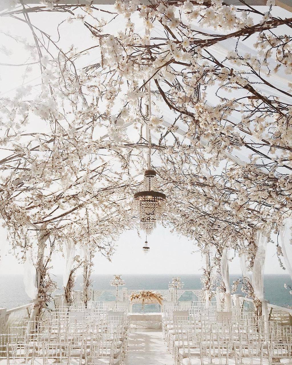 25 Stunning Floral Wedding Design That Stole The Show