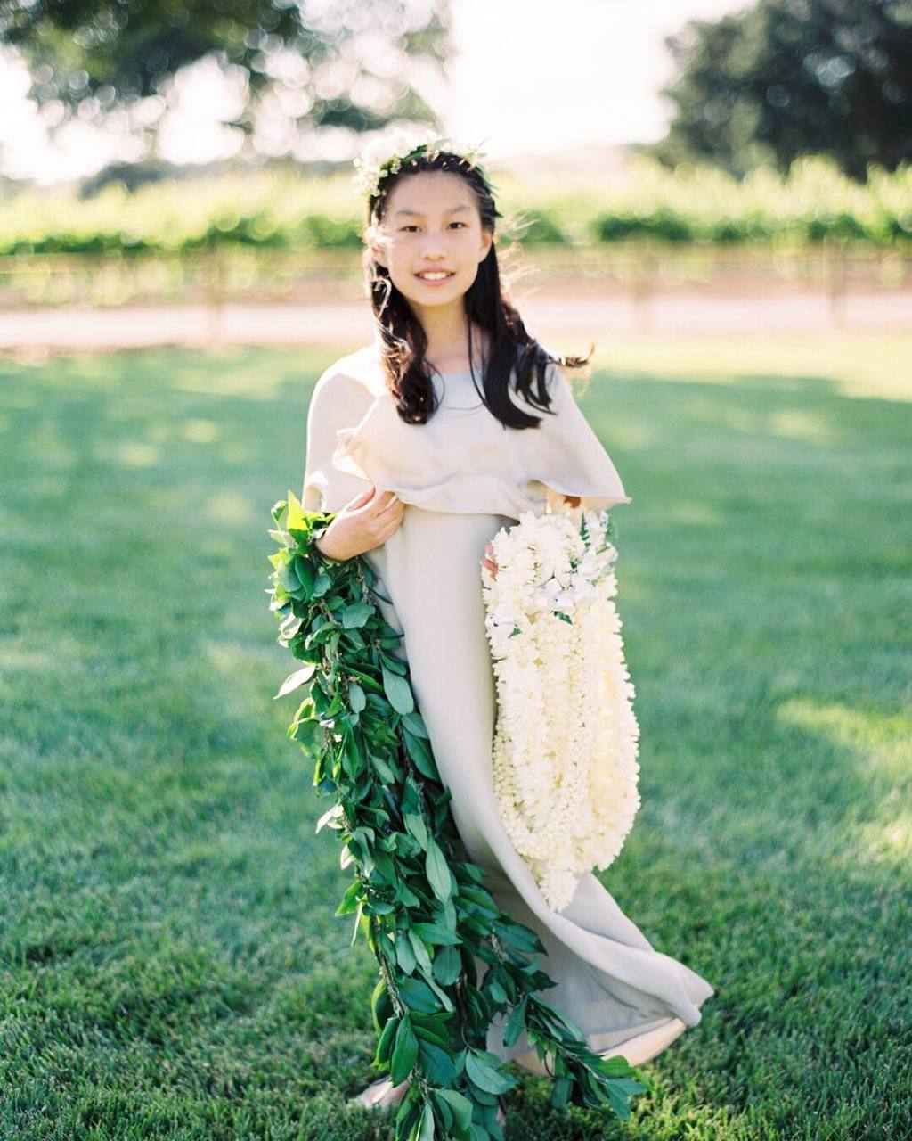 Flutter sleeve 2024 flower girl dress