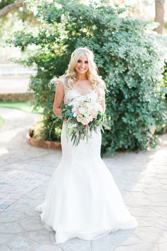 Rustic Chic Las Vegas Garden Wedding in Pink ⋆ Ruffled