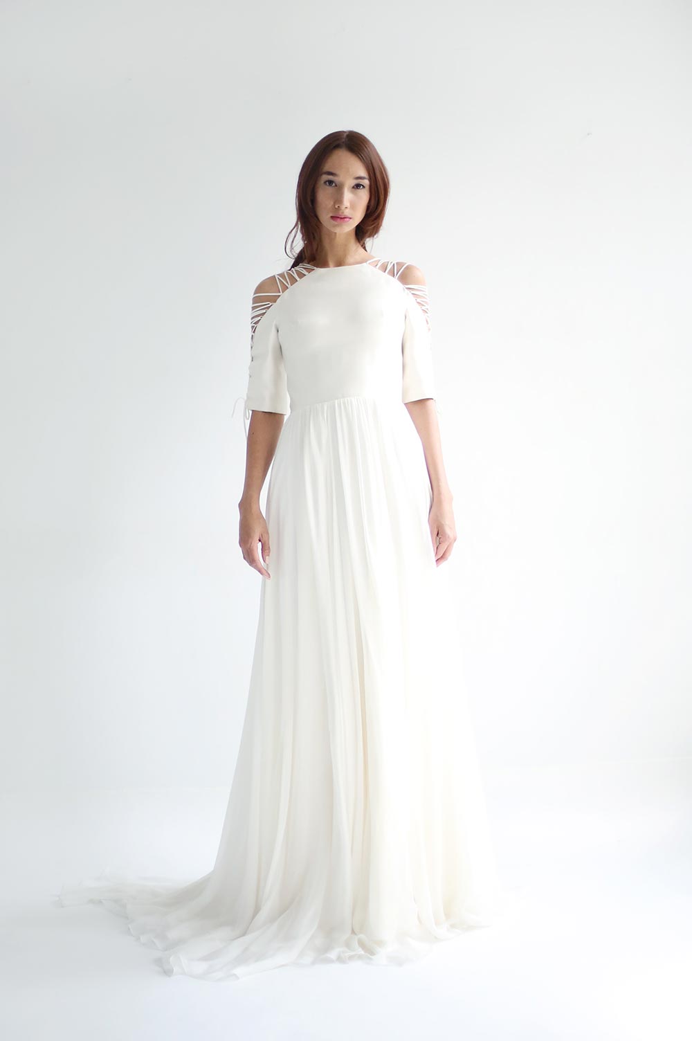 Elbow sleeve hotsell wedding dress