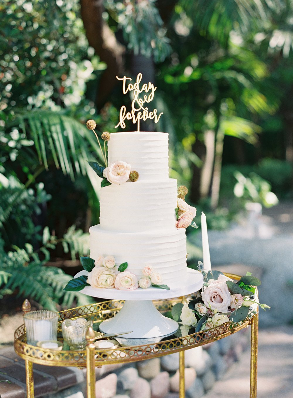 Lush Garden Wedding with Pink and Peach Botanicals ⋆ Ruffled