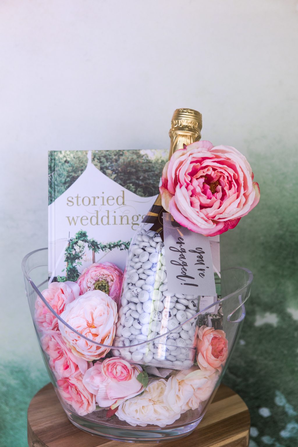 DIY Glamorous Bridal Shower Or Wedding Favors With M&M's - Weddingomania