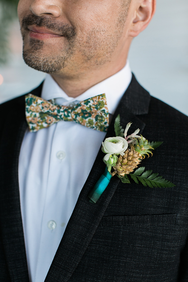 colorful groom boutonnieres - photo by J Wiley Photography https://ruffledblog.com/modern-minimalist-wedding-ideas-with-a-tropical-twist