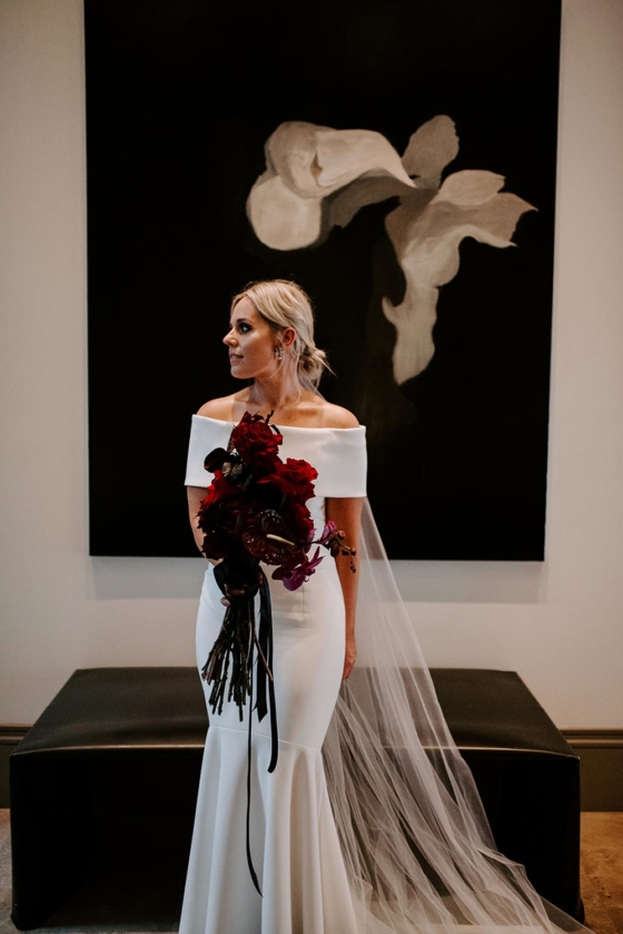 Moody Burgundy Wedding With Modern And Abstract Details ⋆ Ruffled 7328