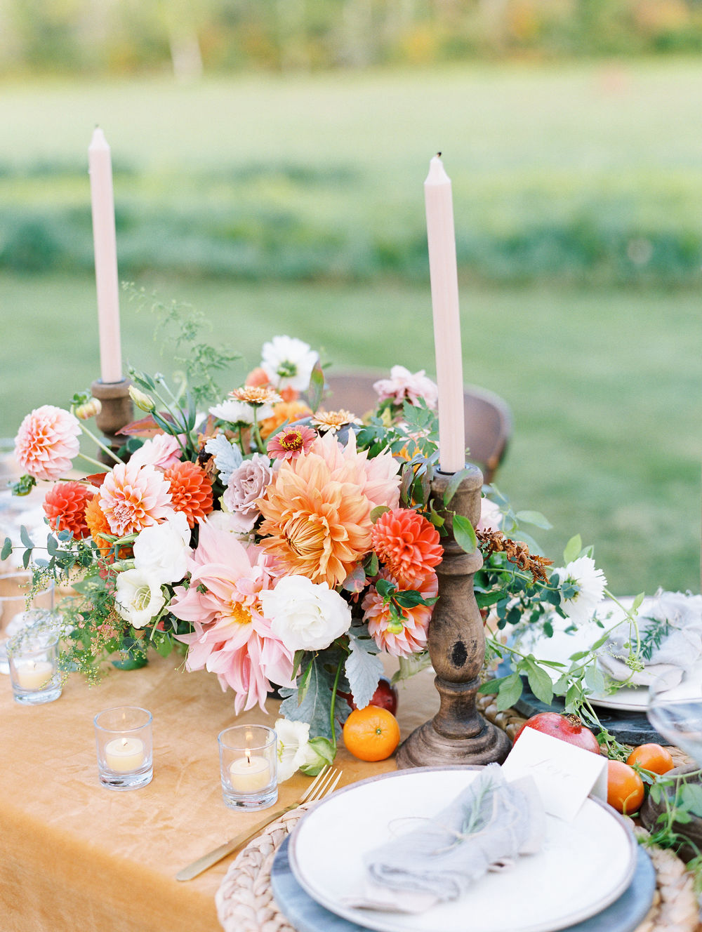 New England Wedding Inspiration With A Honey Velvet Tablescape ⋆ Ruffled 9645