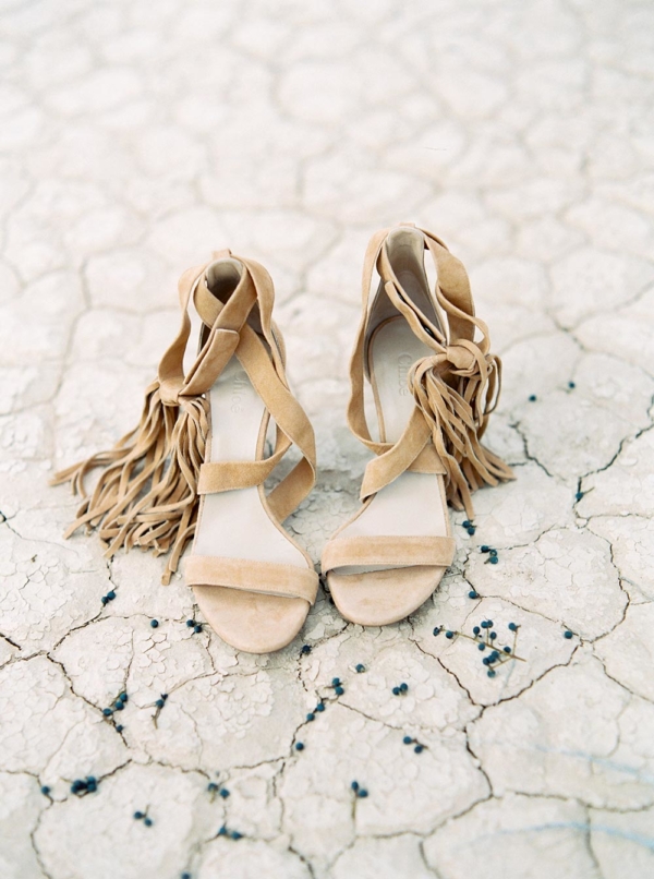 Desert Oasis Wedding Inspiration With A Blue Iridescent Gown ⋆ Ruffled