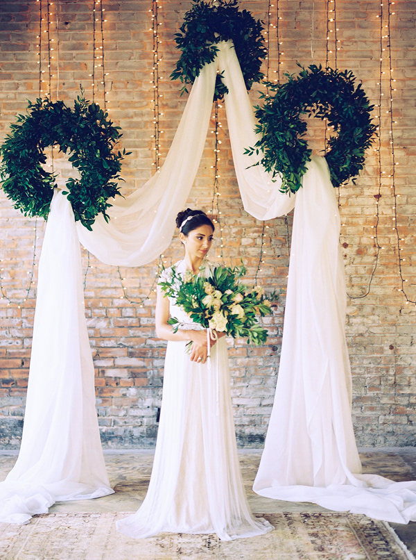 backdrop inspiration - photo by Tracy Enoch Photography https://ruffledblog.com/organic-bohemian-wedding-inspiration