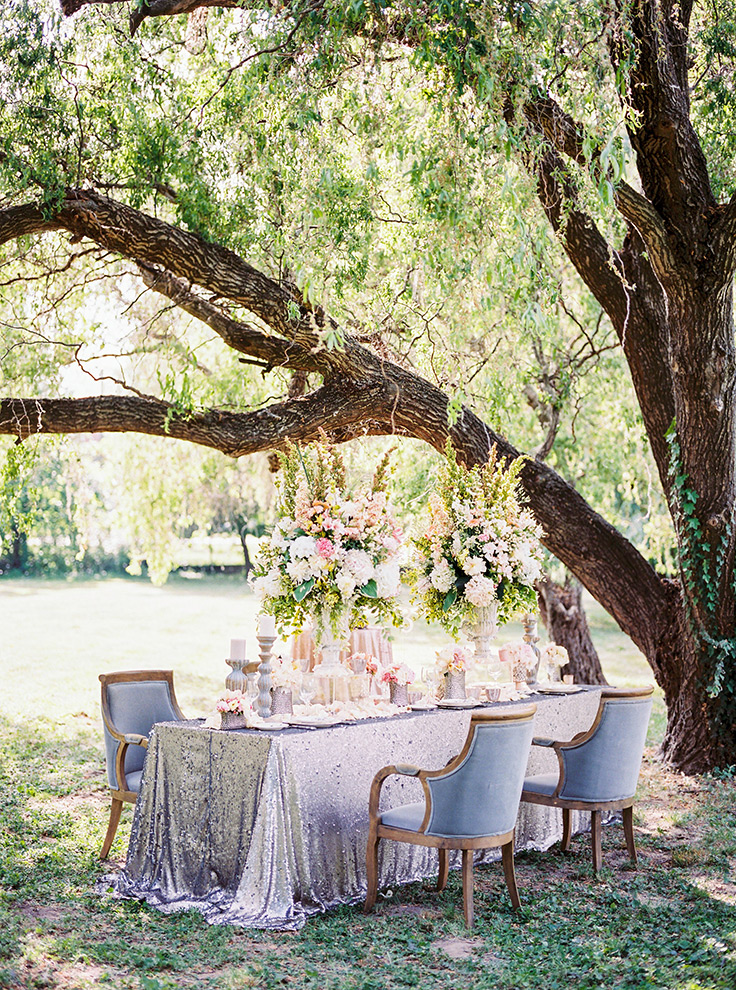 Pure Elegance with Peach and Silver Wedding Ideas #elegantwedding #weddingtable #weddings https://ruffledblog.com/peach-silver-wedding-ideas