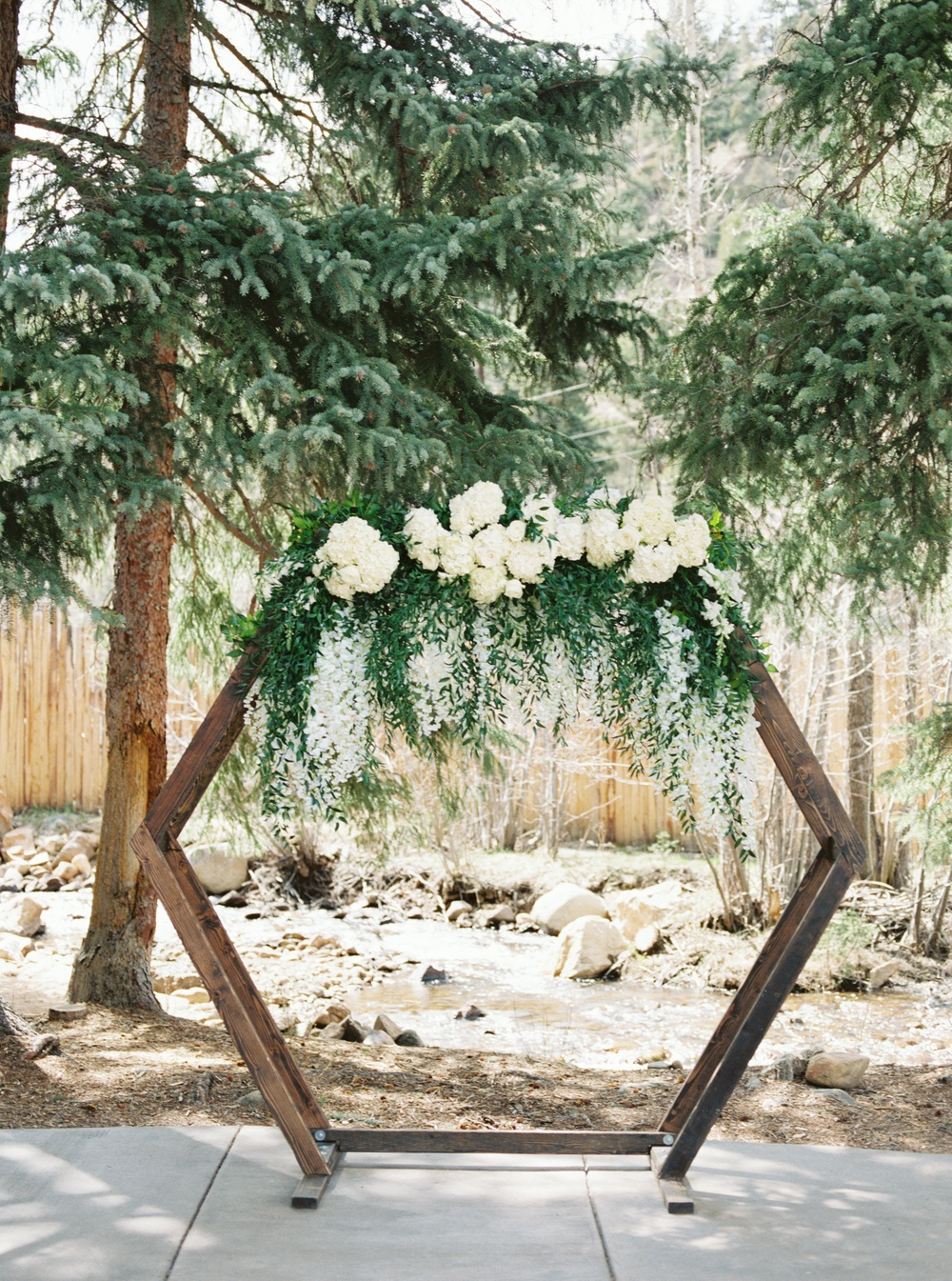 Pretty Colorado Mountain Wedding with Lace and Peonies ⋆ Ruffled