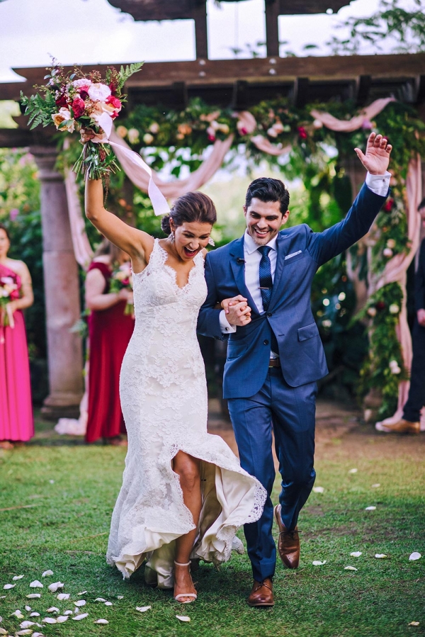 Prismatic Hacienda Wedding in the Puerto Rican Rainforest ⋆ Ruffled