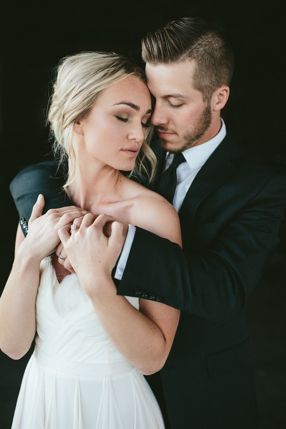 wedding photography - photo by Hannah Victoria Photography https://ruffledblog.com/rich-toned-industrial-wedding-inspiration