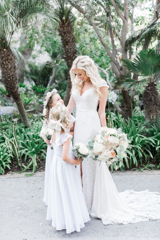 Romantically Lush Beach Wedding in Southern California ⋆ Ruffled