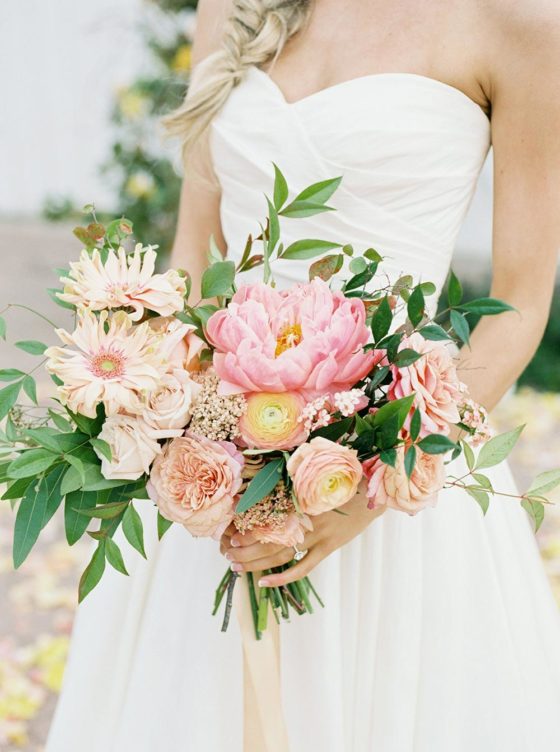 Rose and Honey Wedding Inspiration in a Cozy Garden Shed