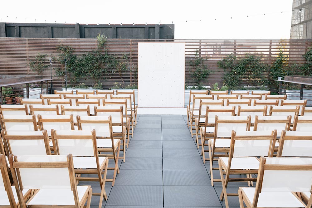 minimalist rooftop wedding ceremony decor