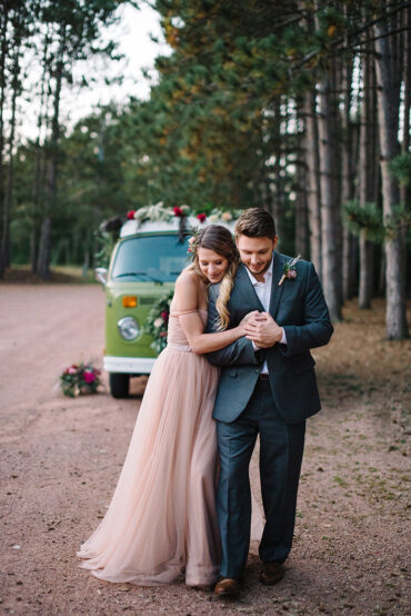 Summer Camp Wedding Ideas For The Adventurous Couple ⋆ Ruffled