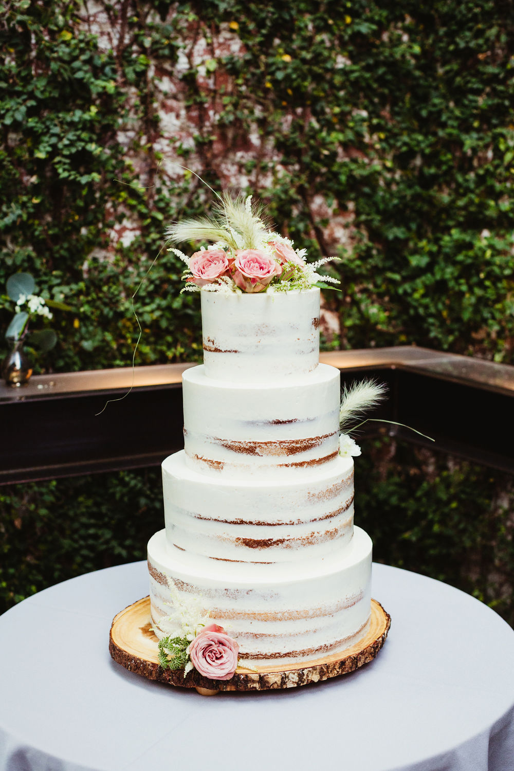 Colorful Elegant Wedding at the Foundry LIC ⋆ Ruffled