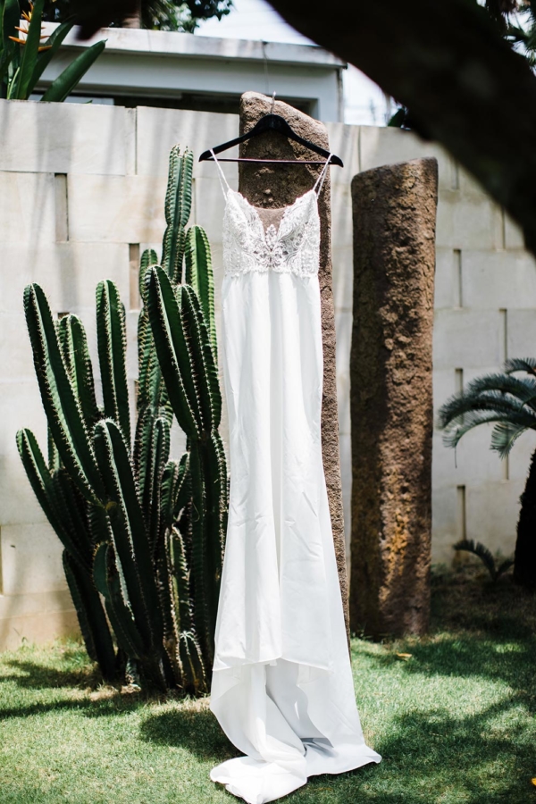 Tropical Bali Wedding for These Best Friends Turned Soul Mates ⋆ Ruffled