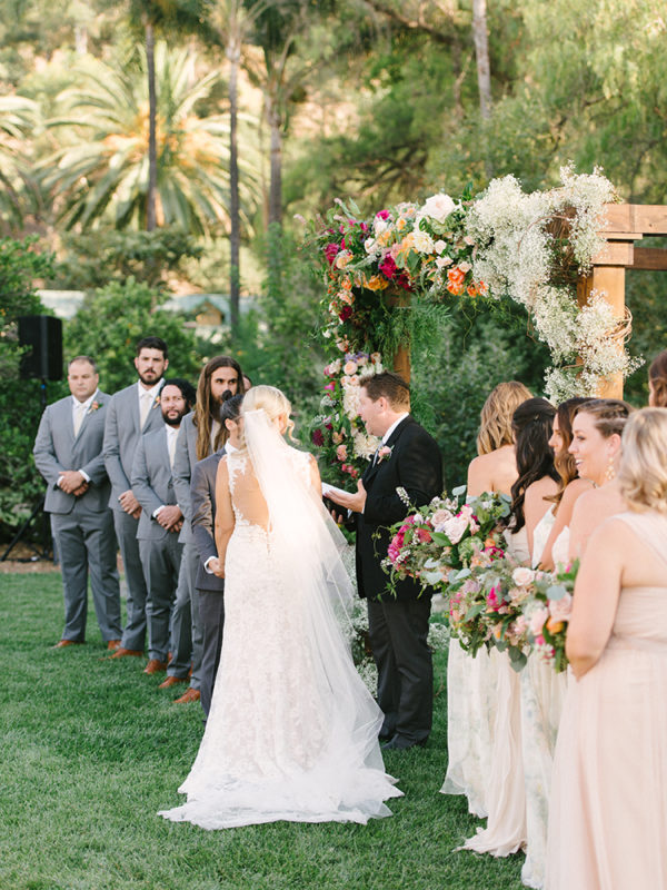 Vegetable Garden Inspired Wedding with Seriously Lush Details ⋆ Ruffled