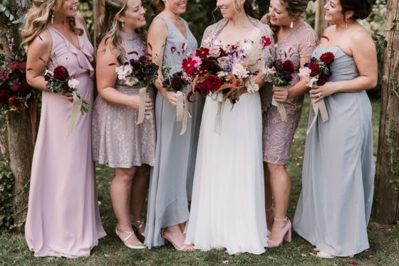 This Rustic Chic Same-Sex Wedding in Vermont is All About Jewel Tones ⋆ ...