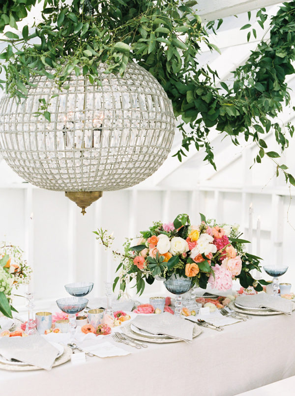 Vibrant Summer Wedding Inspiration with Bridal Fashion ⋆ Ruffled