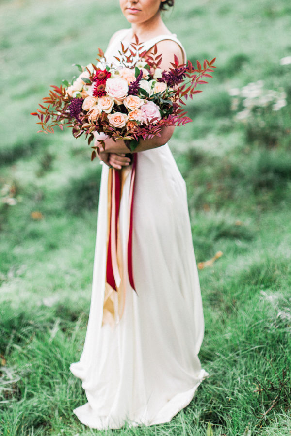Winery Vow Renewal Inspiration with Autumn Leaves ⋆ Ruffled