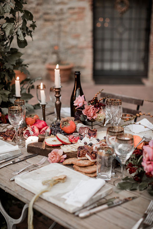 Animalesque Rehearsal Dinner in Tuscan Woodlands #weddinginspo #italy #animalmasks see more: https://ruffledblog.com/woodland-animal-rehearsal-tuscany